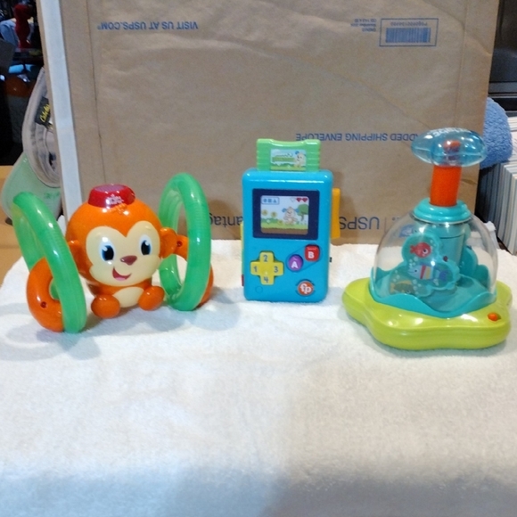 Bright Start Fun And Colorful Kids Toy Set - Picture 6 of 7